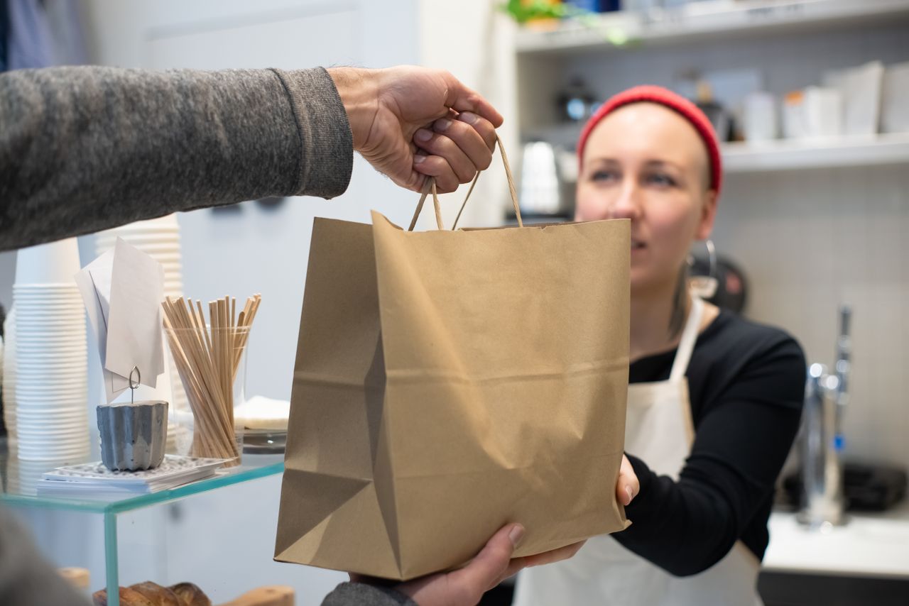 Phone Ordering System for Takeaways: Stop Missed Orders